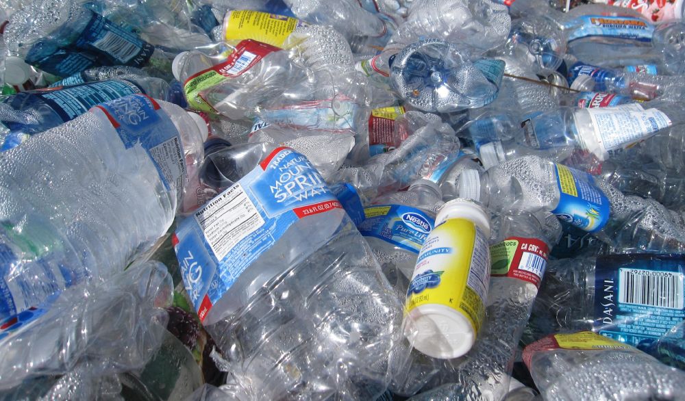 يمكن لفئة جديدة من مواد البوليمر القابلة لإعادة التدوير أن تساعد يومًا ما في تقليل النفايات البلاستيكية ذات الاستخدام الواحد